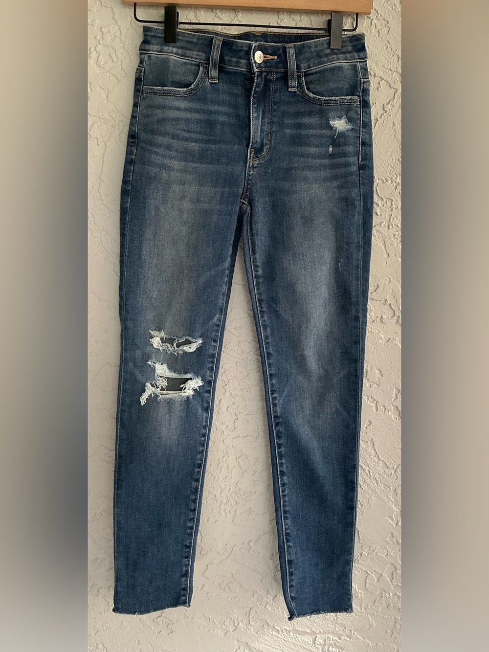 American Eagle Ne(x)t Level Stretch Distressed High Rise Jegging Crop Jeans